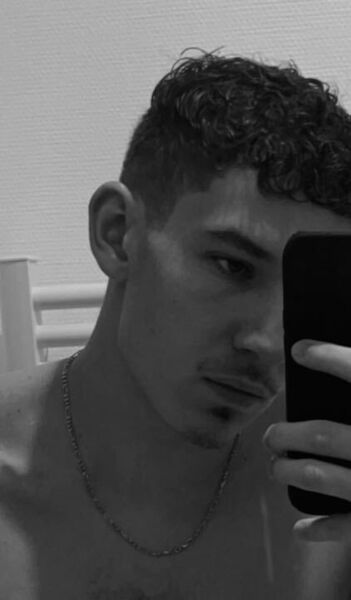  ,   Lucas, 25 ,   ,   