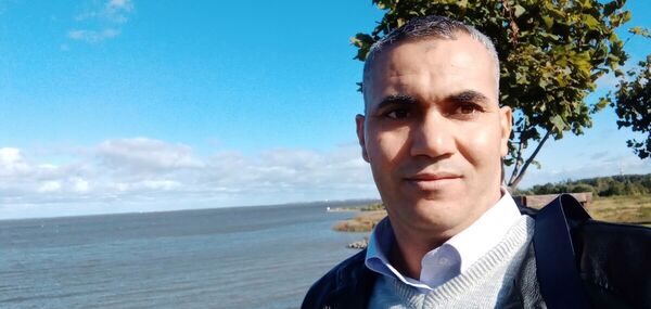  -,   Zinou, 46 ,     , c 