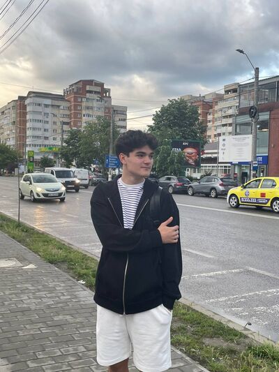  ,   Alex, 19 ,   ,   