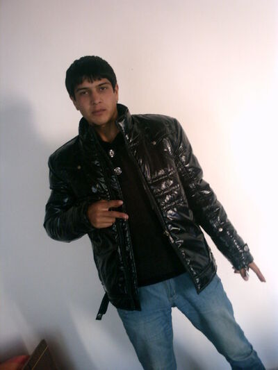  ,   Javlon, 33 ,  