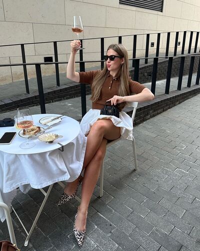  Frankfurt am Main,   , 27 ,   ,   