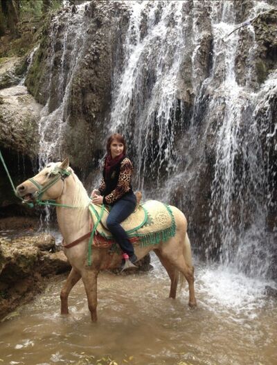  ,   Natali, 52 ,  