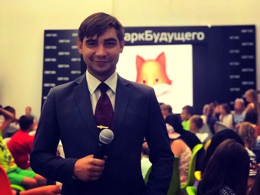  ,   Maks, 35 ,   ,   