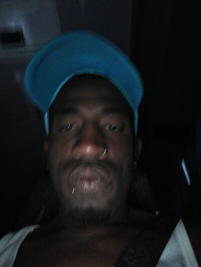  Saraphi,   Yasiel, 32 ,   ,   