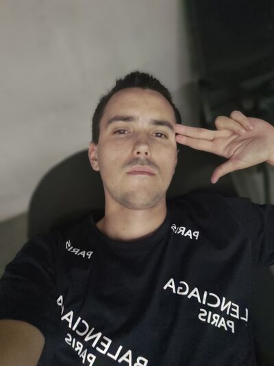  ,   Daniil, 24 ,   ,   , c , 