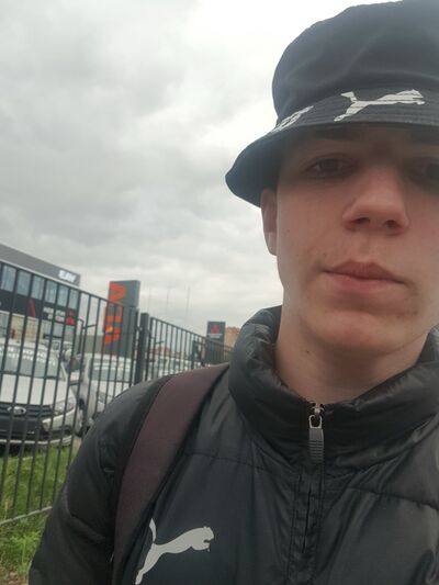  ,   Sasha, 22 ,   ,   , c 