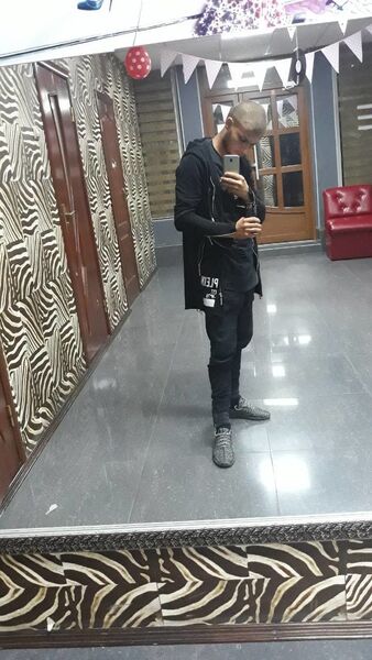  ,   Dymas, 31 ,   