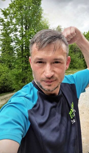  ,   Alex, 46 ,   ,   