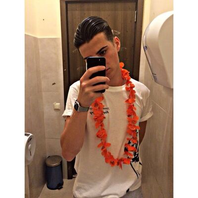  ,   Enri, 24 ,   ,   , c 