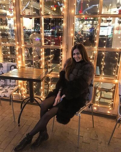  ,   Lara, 25 ,   ,   , c , 