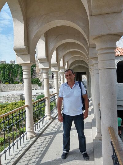  ,   Sandro, 39 ,   