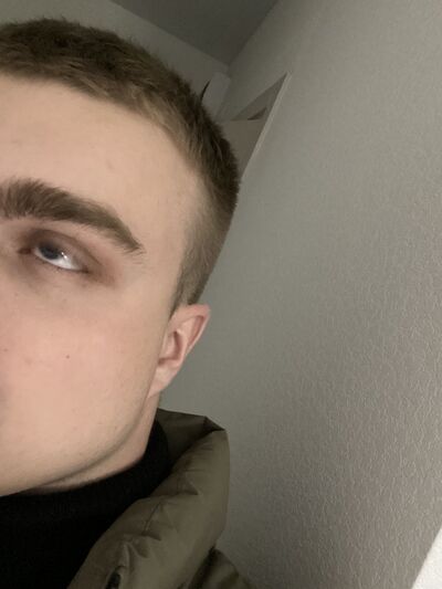  ,   Andrey, 25 ,  