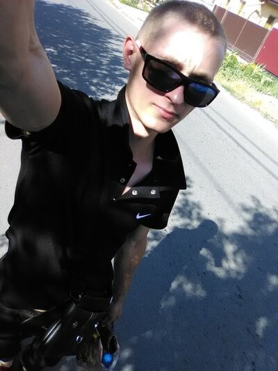  ,   Artem, 30 ,   ,   , c 