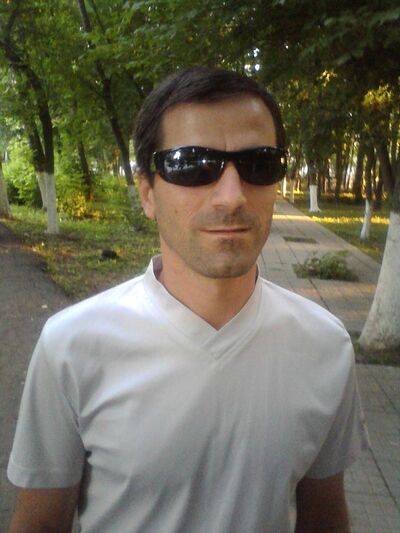  ,   Ghenri, 48 ,   