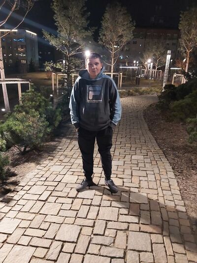  ,   Andrei, 21 ,   ,   