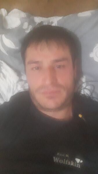  ,   Artur, 36 ,   ,   