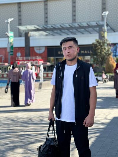  ,   Boburbek, 22 ,   ,   , c , 