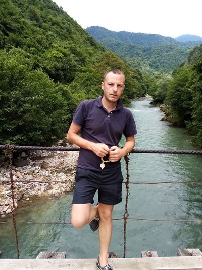  ,   Davit, 41 ,   ,   