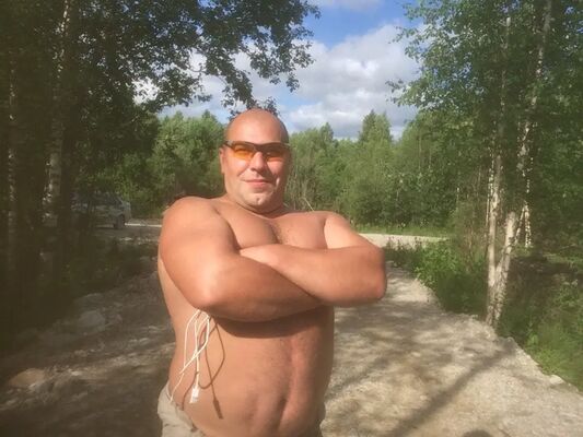  ,   Denis, 45 ,   ,   