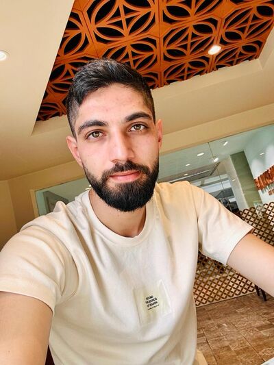  ,   Abdullah, 32 ,   ,   