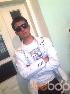  ,   Azamat, 32 ,   ,   , c 