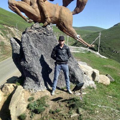  ,   Ceyhun, 36 ,   c 