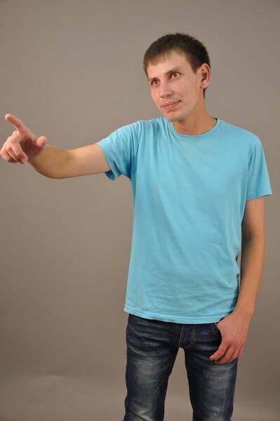  ,   Denis, 37 ,     , c 