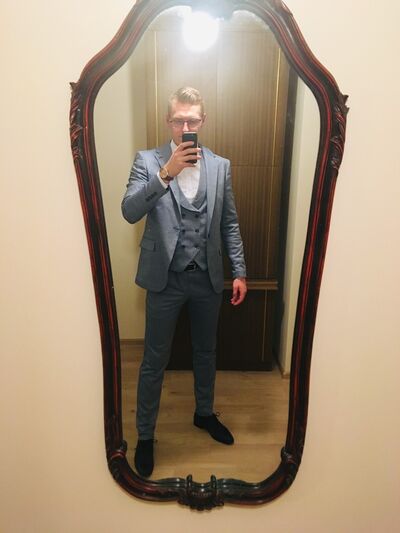 ,   Tom, 35 ,   ,   , c 
