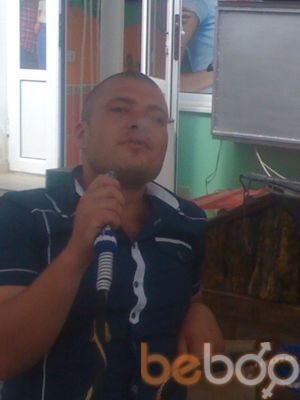 ,   Serj, 40 ,   
