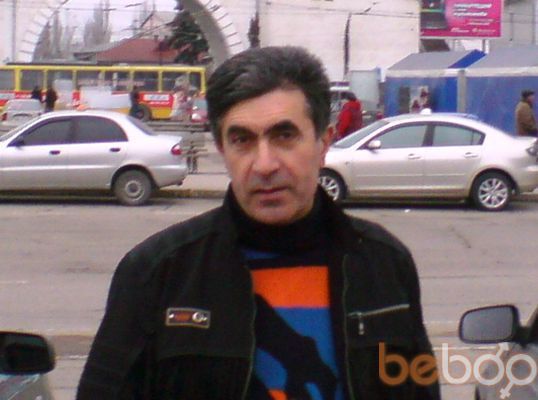  ,   Vilyam, 61 ,     , c 