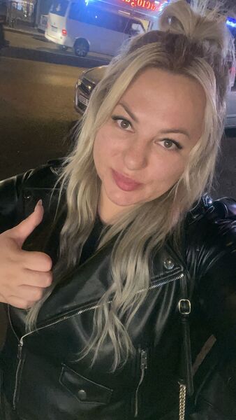  ,   Yana, 38 ,     , c , 