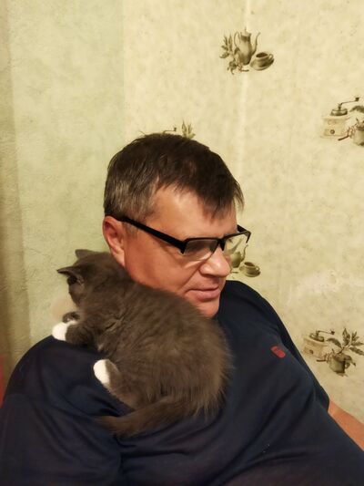  ,   Vadim, 56 ,   ,   