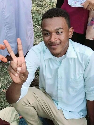  Palais-Bourbon,   Mohamed, 27 ,   ,   