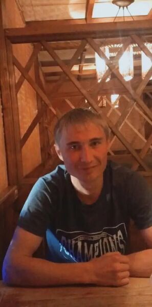  ,   Ruslan, 38 ,   ,   , c 