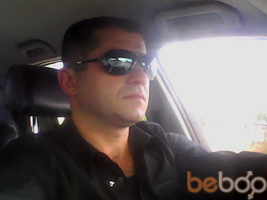  ,   Roma Leps, 48 ,  