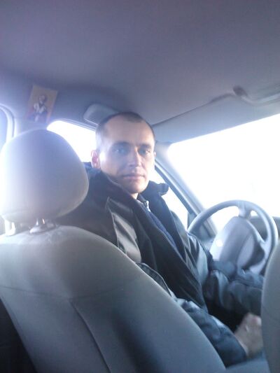 ,   Wadfred, 44 ,   