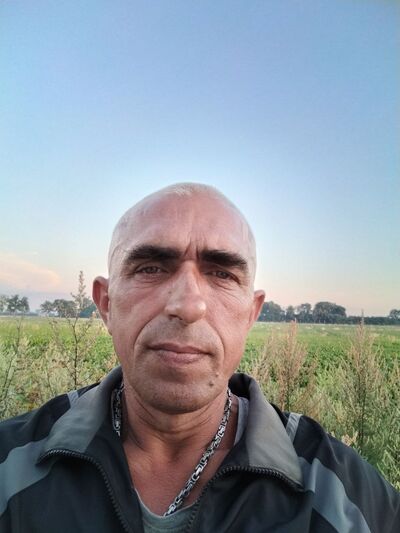  ,   Nikolai, 45 ,   ,   