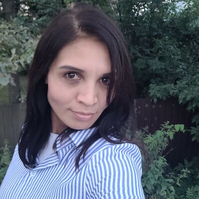  ,   Karina, 44 ,   