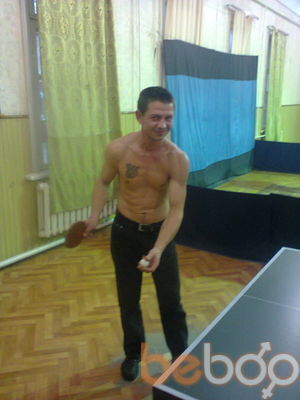  3655451  VIKTOR, 47 ,    