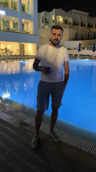  ,   Valo, 32 ,   ,   