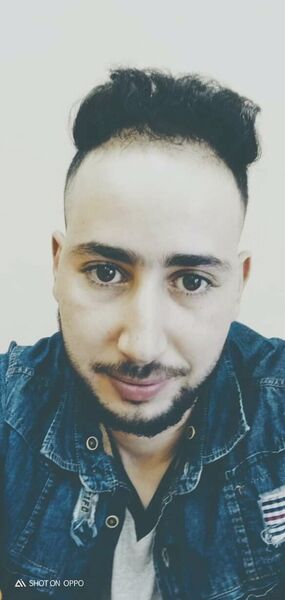  ,   Tahar, 32 ,   ,   