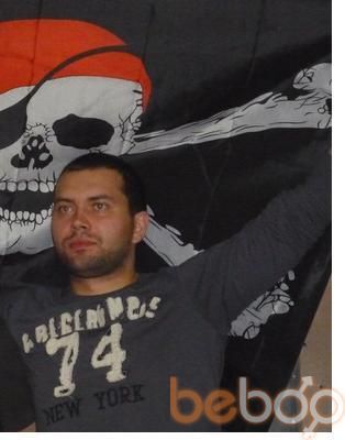  ,   Alex, 39 ,   