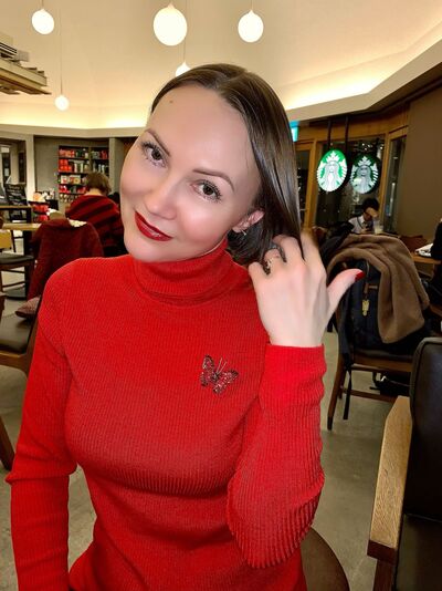  ,   Natalia, 49 ,   c 