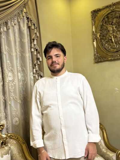  ,   Houssein, 20 ,   ,   