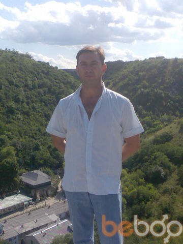  ,   Vadim, 54 ,   c 
