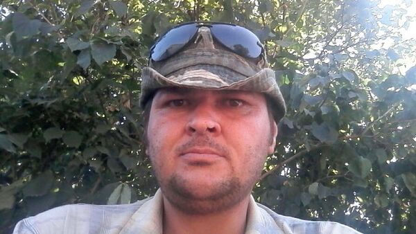  ,   Stas, 44 ,   