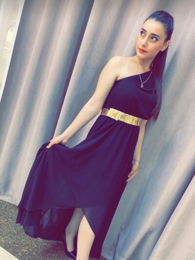  ,   Melaniya, 25 ,   ,   