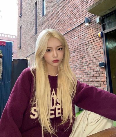  ,   Lia, 21 ,   ,   , 