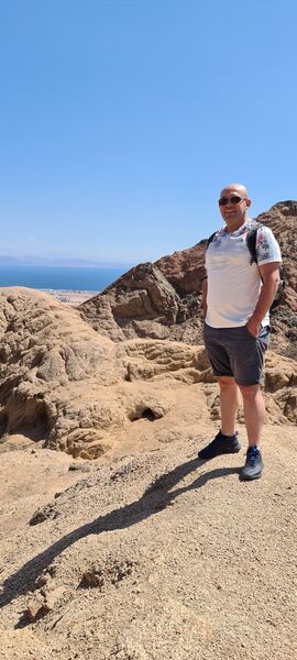  Sodertalje,   Nezar, 42 ,   ,   