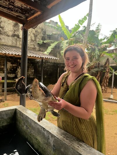  ,   Angelina, 27 ,   ,   , 
